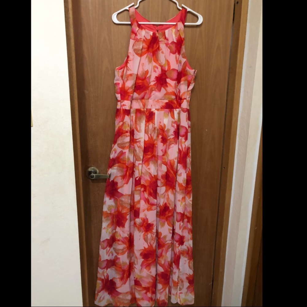 Jessica Howard Long Dress🌸
